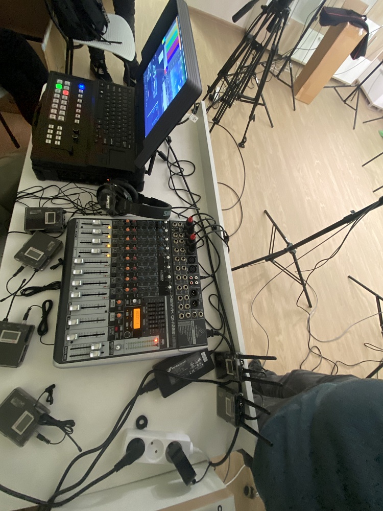 Studia za radijsko oddajanje in snemanje
